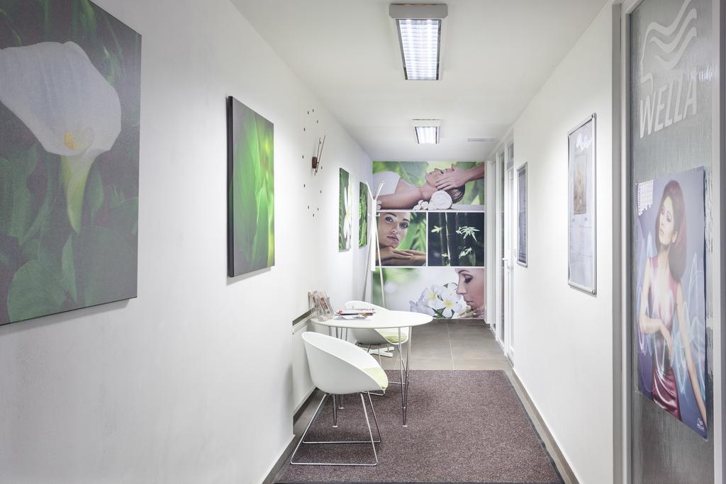 Wellness Hotel ABÁCIE Novy Jicin Exterior foto